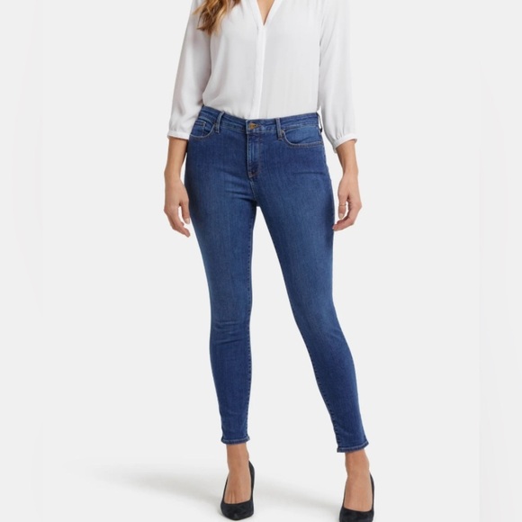 NYDJ Los Angeles AMI medium wash skinny ankle jeans size 6P NWT - Picture 1 of 12